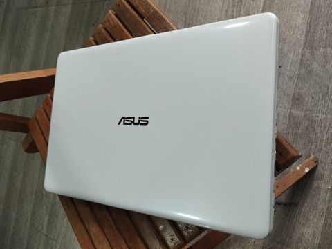 Asus ZenBook — 350 ₼ · Gəncə · Noutbuklar Asus ZenBook — Gəncə
