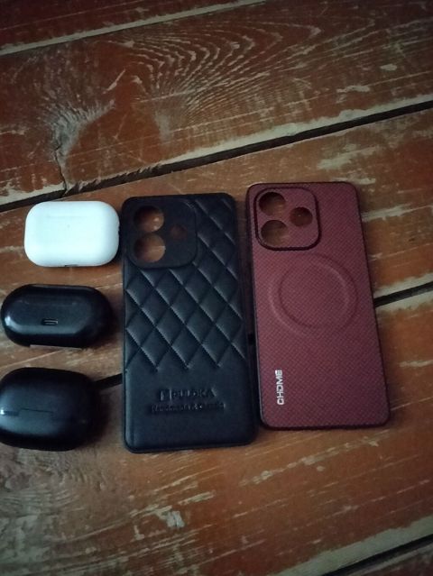 Məhsul: Telefon və qulaqcıq aksessuarları seti - 2 ədəd smartfon üçün — 15 ₼ · Bakı · Digər Məhsul: Telefon və qulaqcıq aksessuarları seti - 2 ədəd smartfon üçün — Bakı