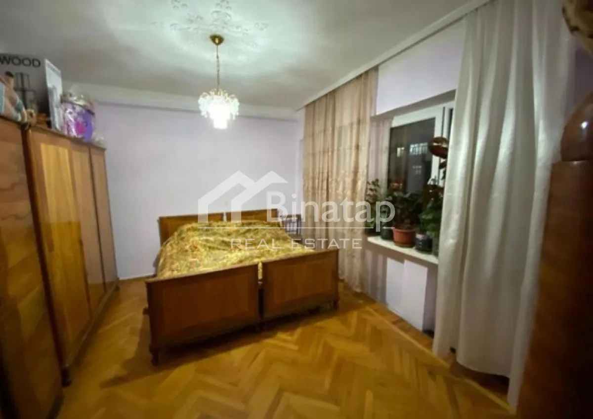 Satılır 2 otaqlı köhnə tikili 59 m², Nizami metrosu, Yasamal rayonu — Mənzil, Bakı (4)