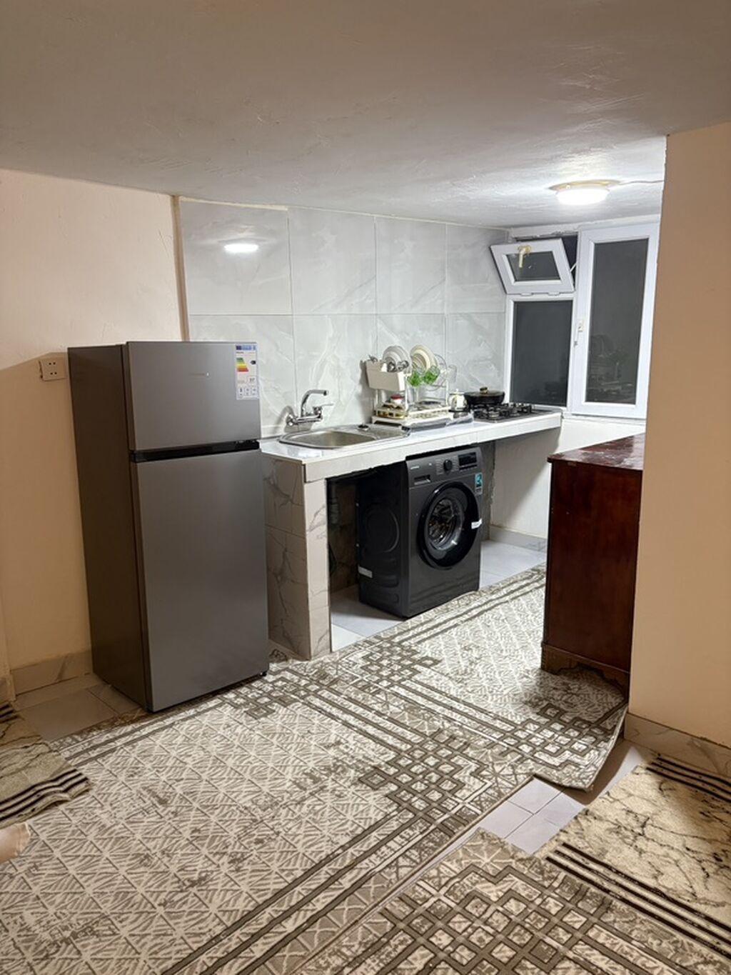 1 otaqlı mətbəx və sanitar qovşaq qaz su işıq şəraiti var, Qaraçuxurda — Mənzil, Bakı
