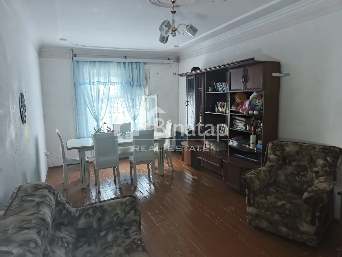 Satılır 3 otaqlı köhnə tikili 80 m², Biləcəri qəsəbəsi, Binəqədi rayonu — Bakı