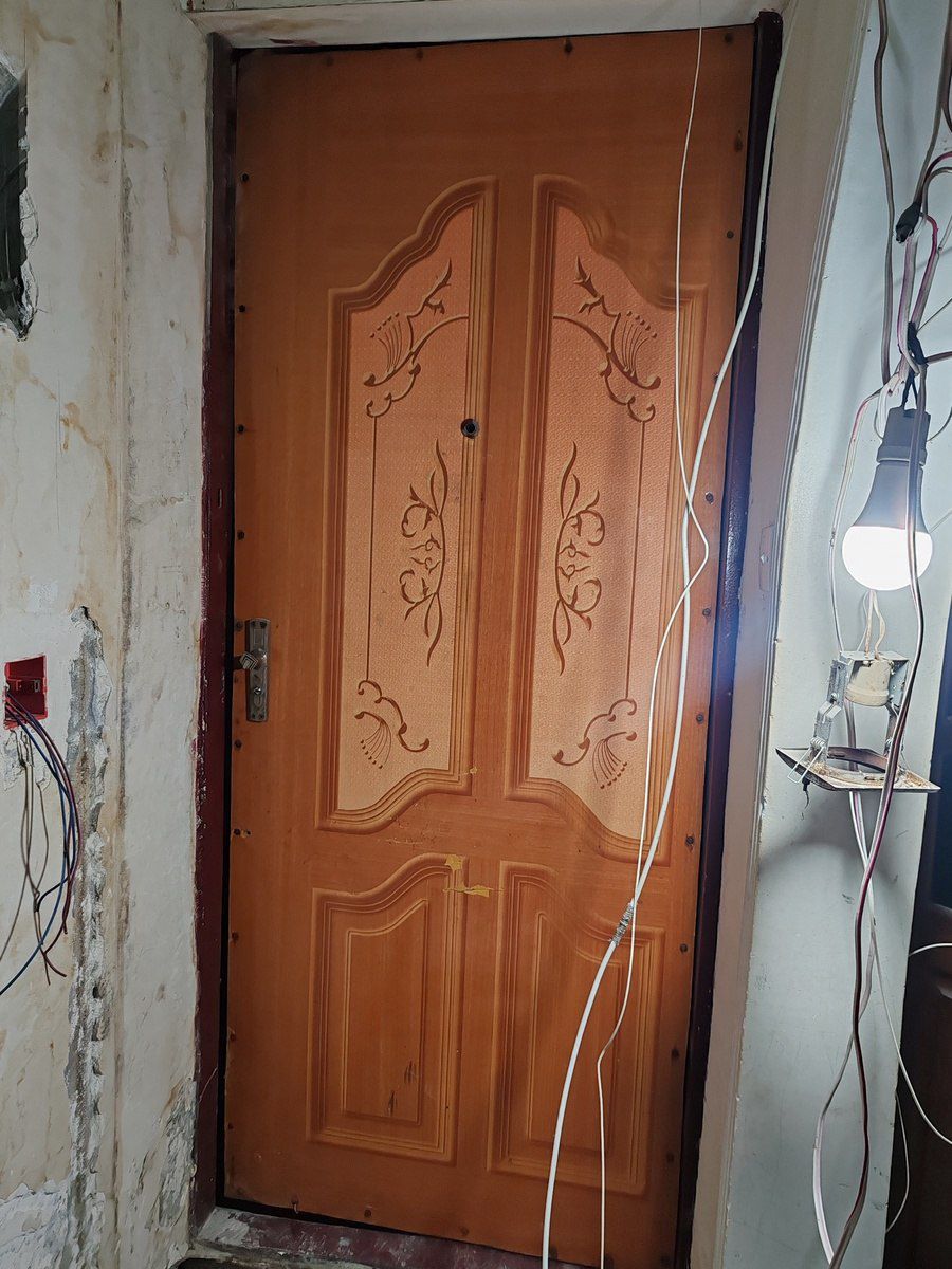 Seyf qapı — Təmir və inşaat, Bakı (2)
