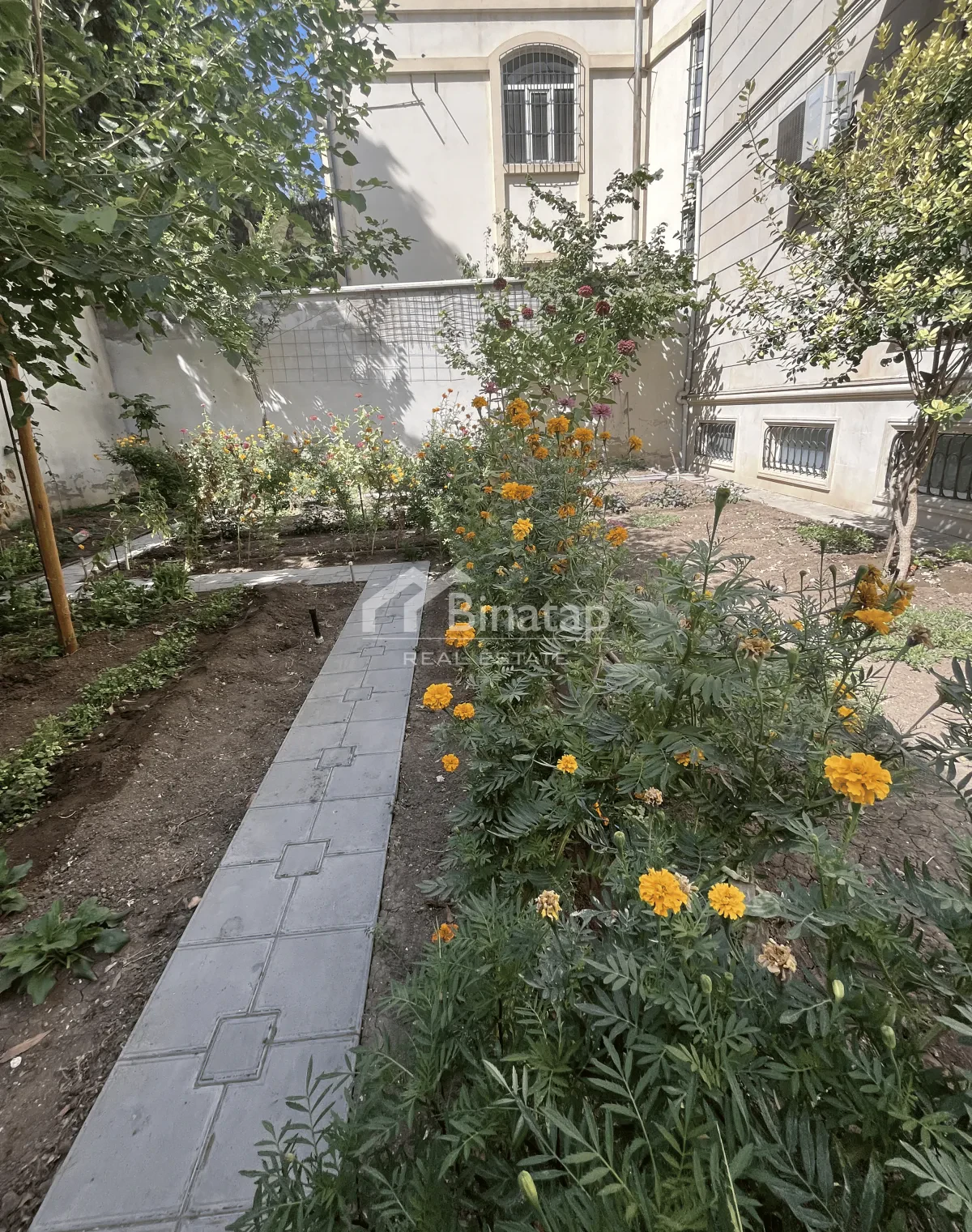 Satılır 6 otaqlı həyət evi / bağ evi 450 m², Nəsimi metrosu, Binəqədi rayonu — Ev, villa, Bakı (2)