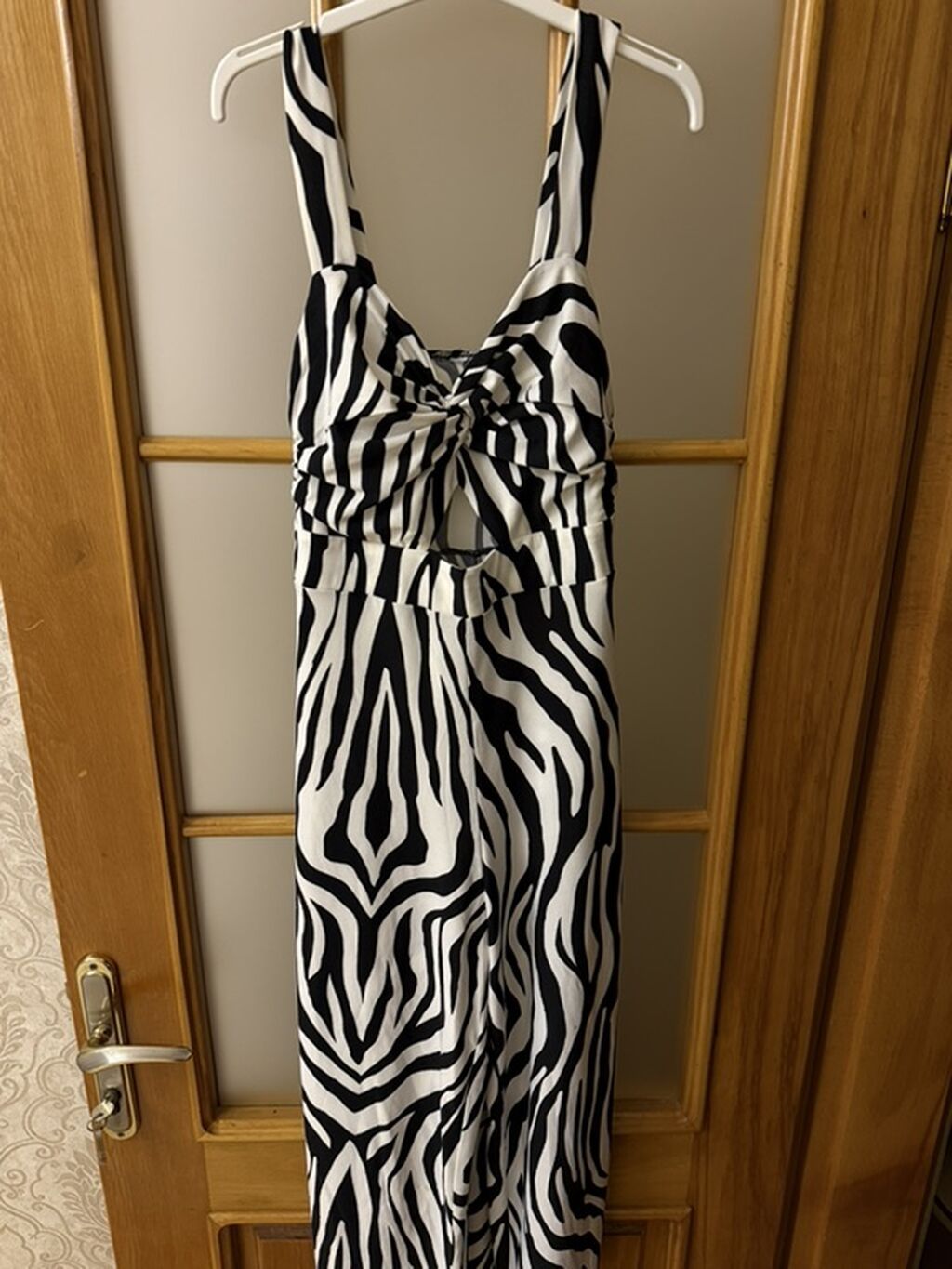 Zebra naxışlı uzun paltar - Rəng: qara-ağ zebra print - Model: uzun — Gündəlik paltarlar, Bakı