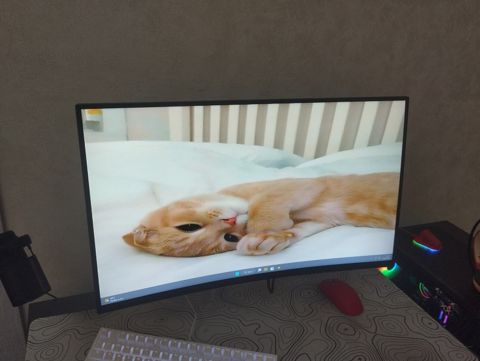 Gaming monitor 180hz — Bakı