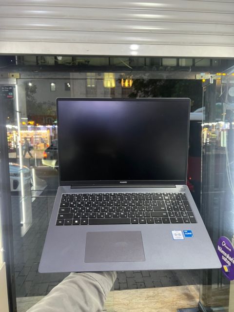 Noutbuk Huawei — 699 ₼ · Bakı · Noutbuklar Noutbuk Huawei — Bakı