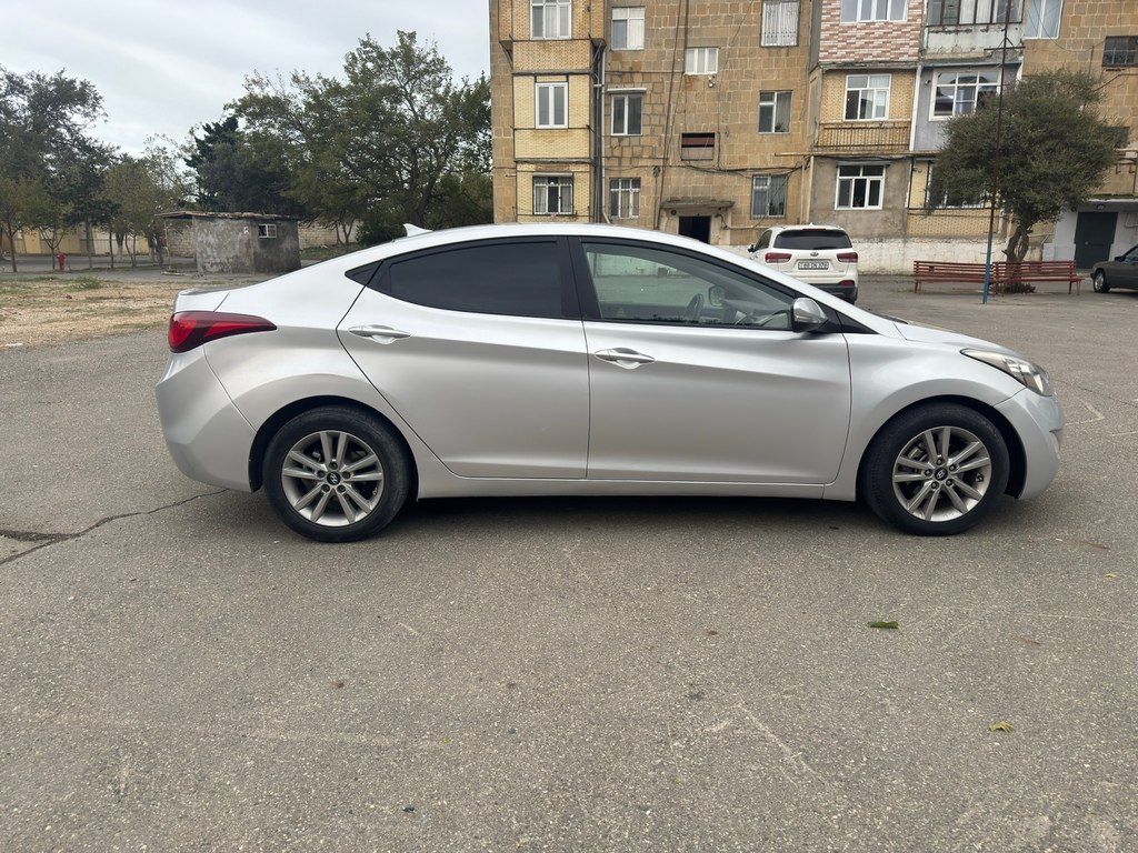 Hyundai Elantra, 1.8 L, 2012 il, 184 000 km — Avtomobillər, Bakı (4)