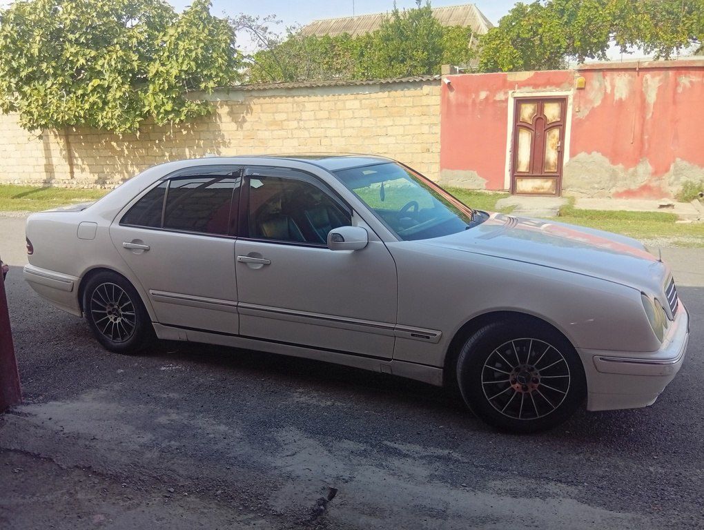 Mercedes E 220, 2.2 L, 2001 il, 555 555 km 99-UU-156 — Avtomobillər, Bakı (5)