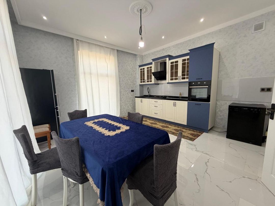 İcarəyə verilir 4 otaqlı həyət evi/bağ evi 400 m² — Ev, villa, Bakı (11)