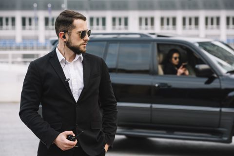 Mühafizəçi işi axtarıram — Bakı