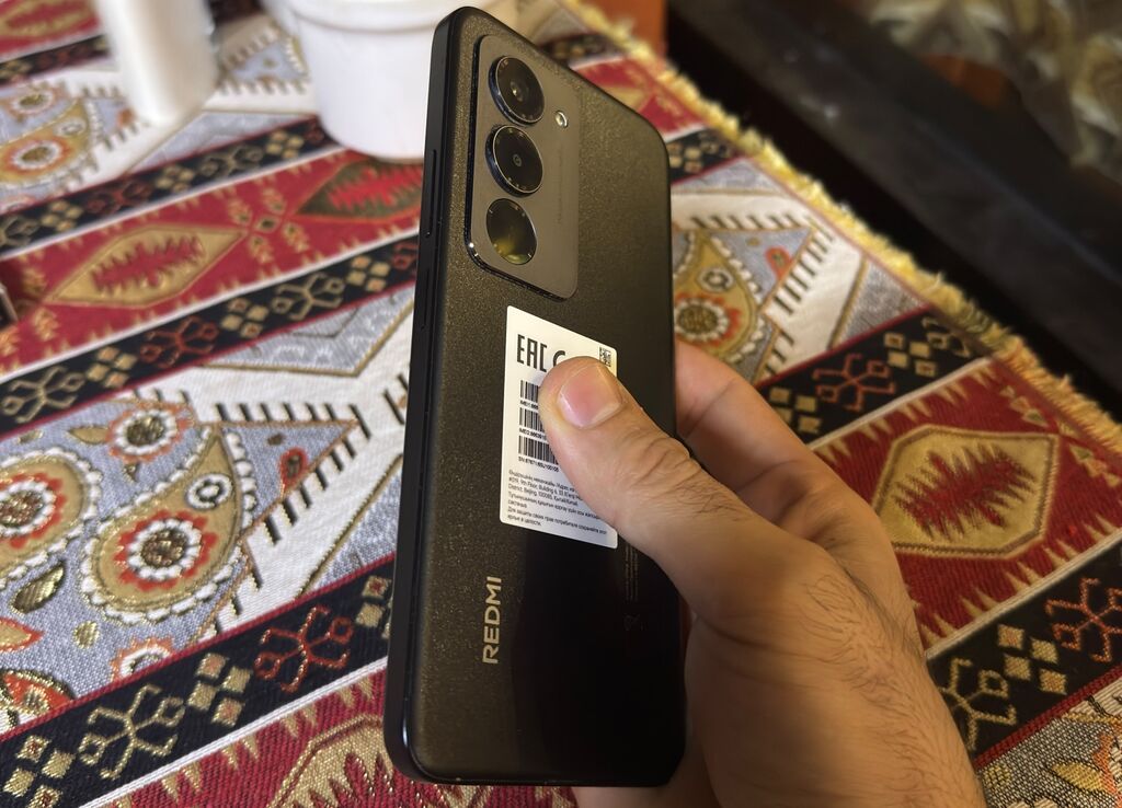 Smartfon – tam ekranlı, nazik çərçivəli ön panel və ön kamera üçün — Digər smartfonlar, Quba (3)
