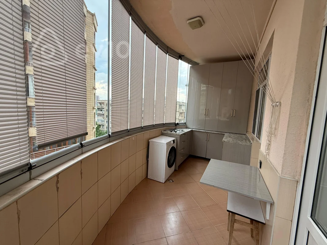 2 otaqlı mənzil, 70 m², tib uni — kirayə — Mənzil, Bakı (3)