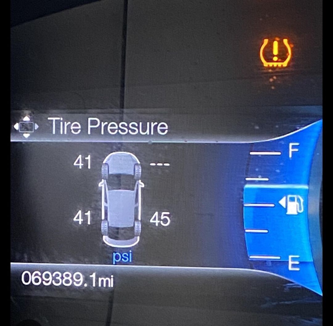 Ford Fusion təkər sensoru — Ehtiyat hissələri və aksesuarlar, Bakı (2)