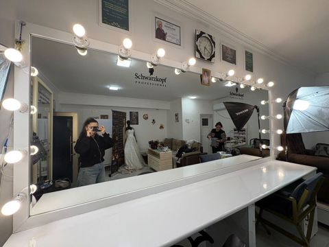 Vizaj/sac studiyası üçün professional güzgü masası - Böyük ölçülü — Şəmkir