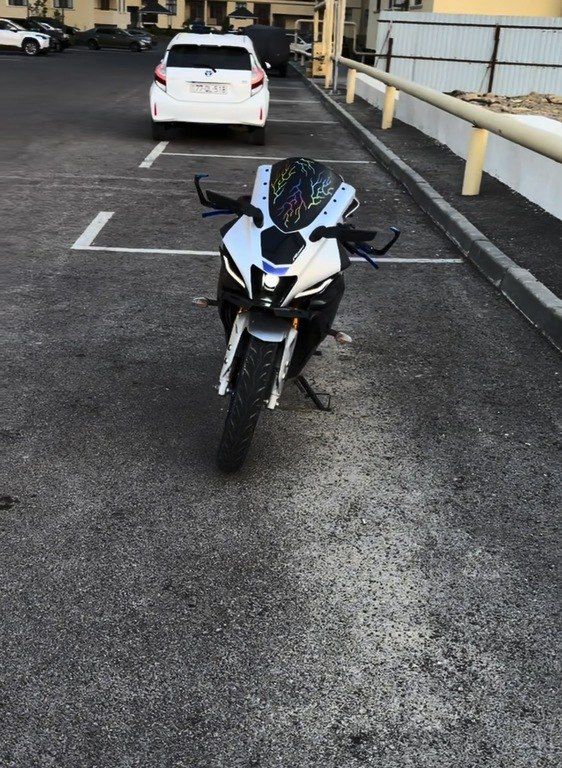 Yamaha R15M, 150 sm3, 2023 il, 33 000 km — Motosikletlər, Bakı (2)