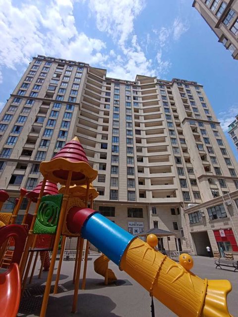 Satılır 2 otaqlı yeni tikili 60 m² — Bakı