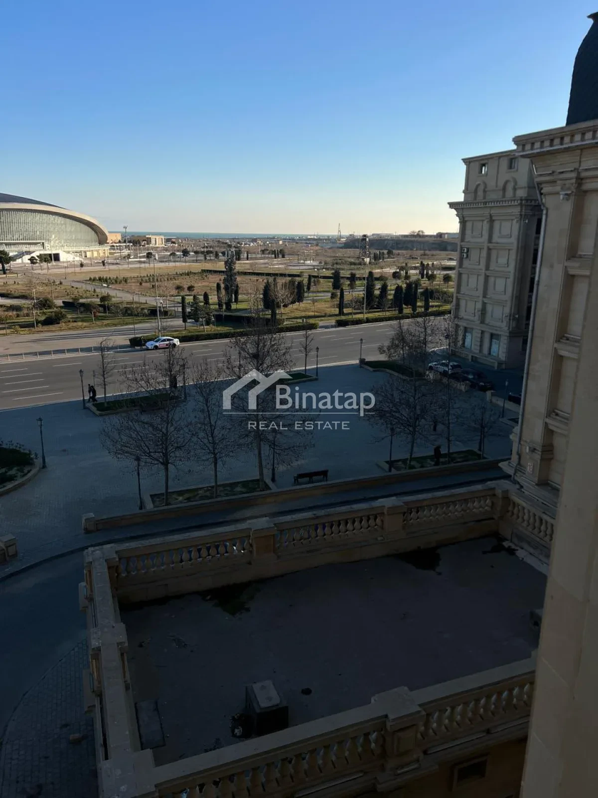 İcarəyə verilir 4 otaqlı yeni tikili 235 m², Bayıl qəsəbəsi, Səbail rayonu — Mənzil, Bakı (2)