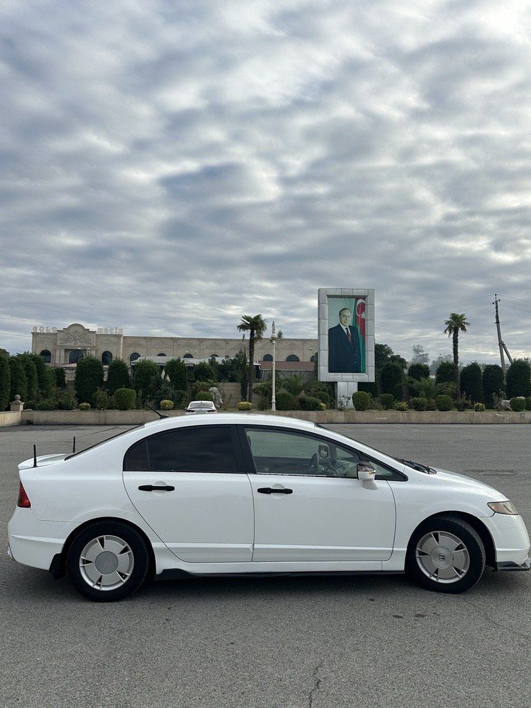 Honda Civic, 1.3 L, 0.9 kWh, 2006 il, 490 000 km 99-VV-245 — Avtomobillər, Bərdə (6)