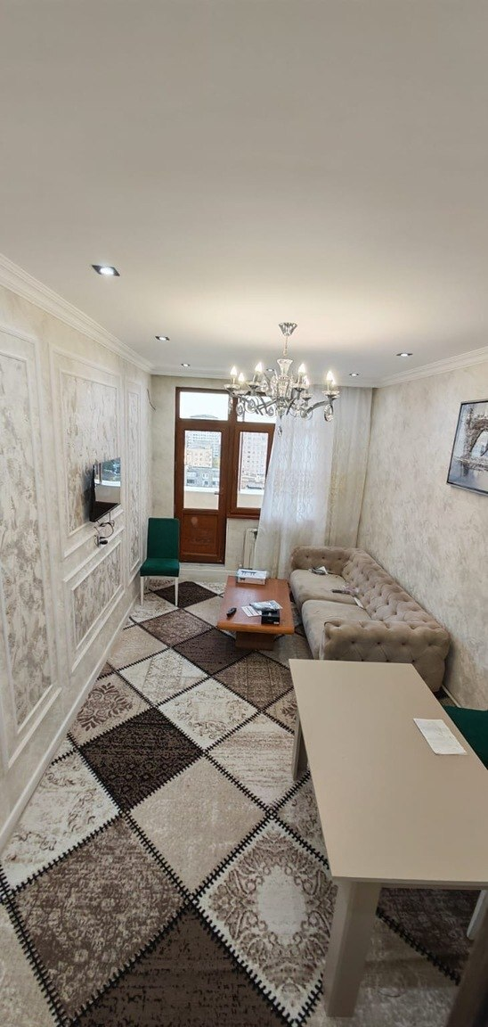 2 otaqlı mənzil 53 m² satılır — Bakı