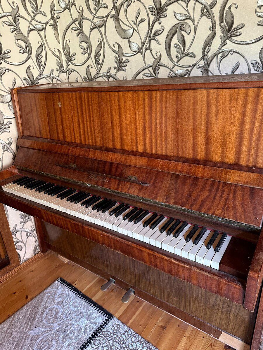 Pianino — Musiqiə alətləri, Lənkəran (3)