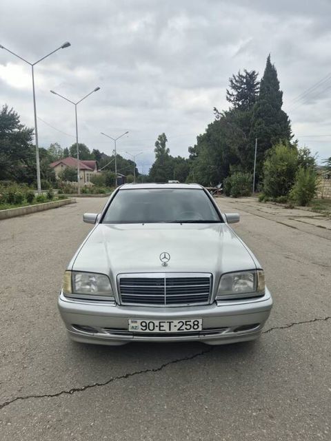 Mercedes C 200, 2.0 L, 1994 il, 371 974 km — Şabran