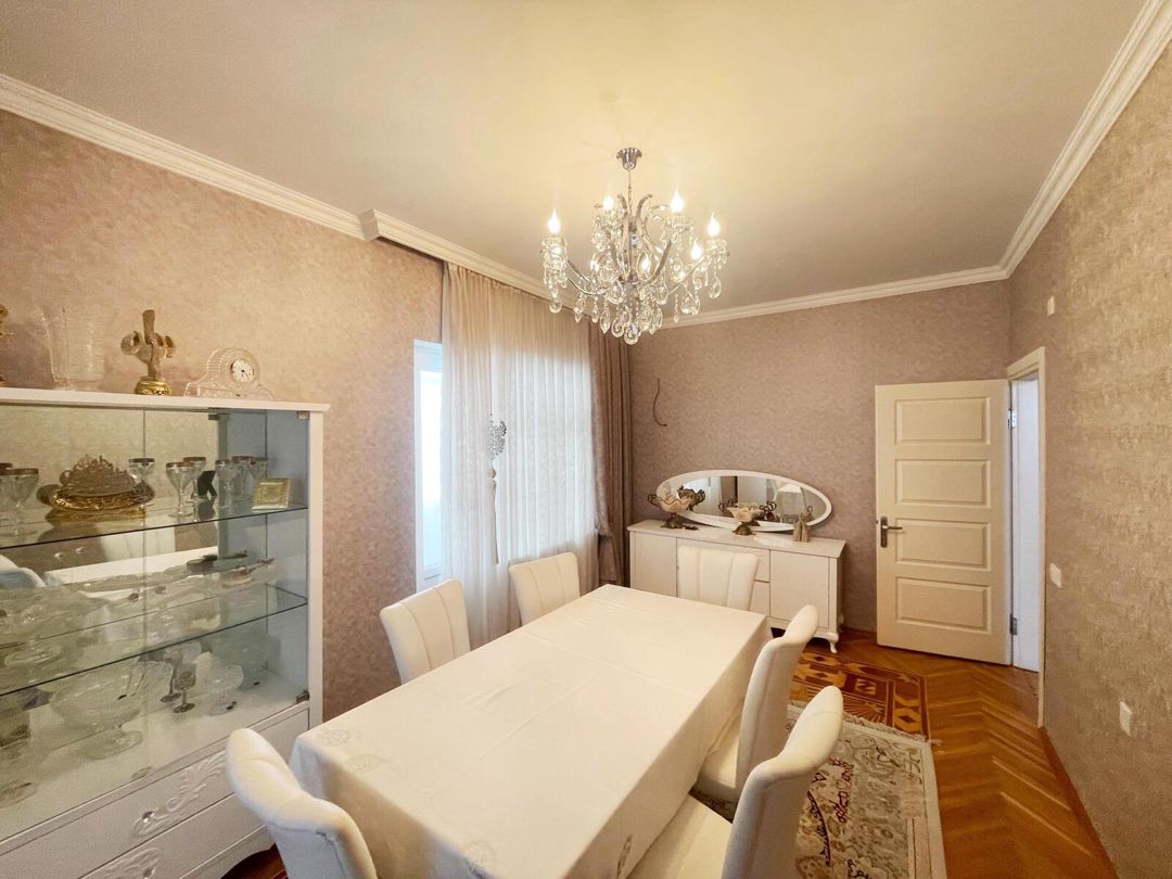 Satılır 4 otaqlı köhnə tikili 110 m² — Mənzil, Bakı (3)