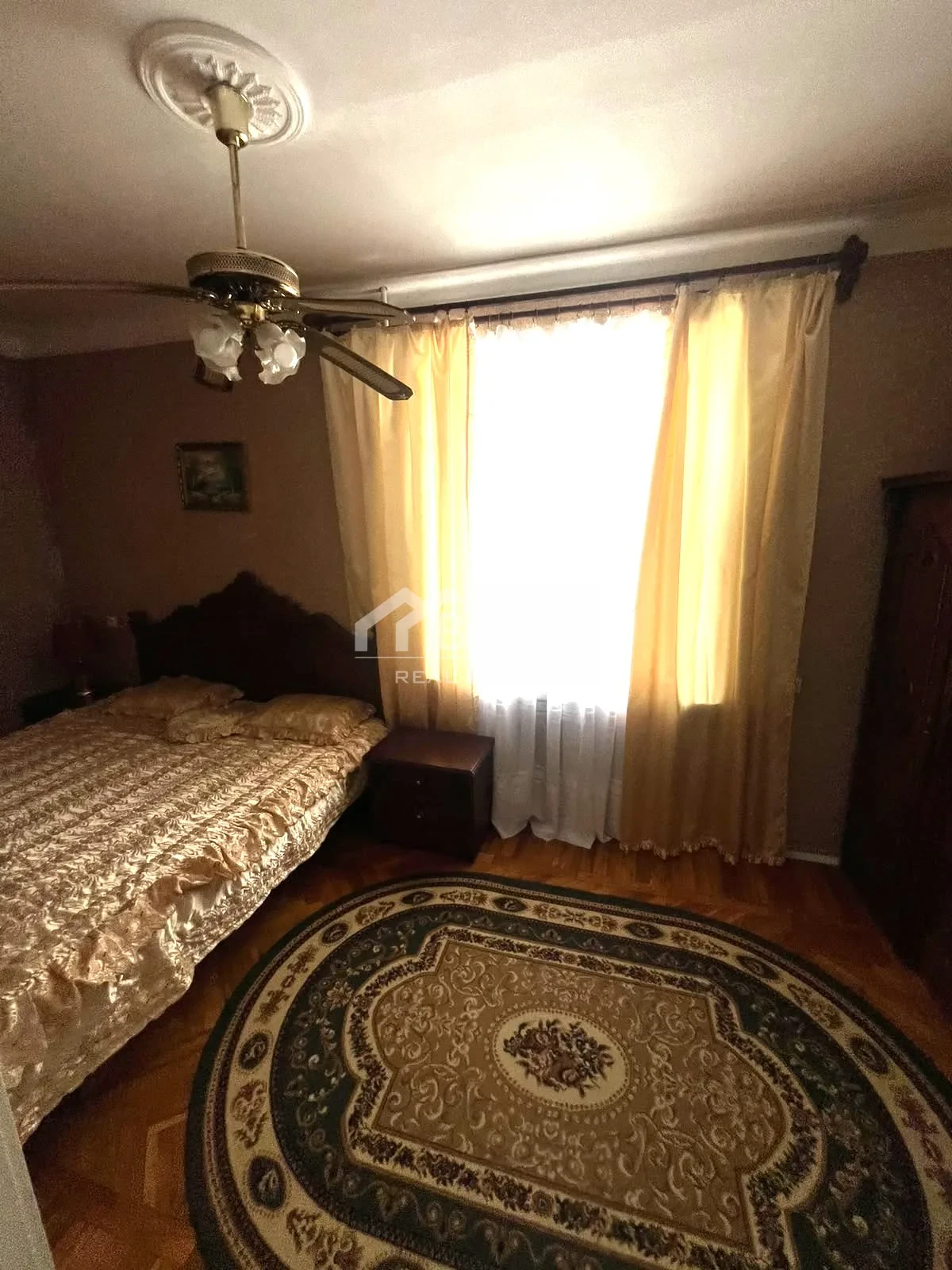 İcarəyə verilir 2 otaqlı köhnə tikili 55 m², Xətai metrosu, Xətai rayonu — 300 ₼ · Bakı · Mənzil İcarəyə verilir 2 otaqlı köhnə tikili 55 m², Xətai metrosu, Xətai rayonu — Bakı