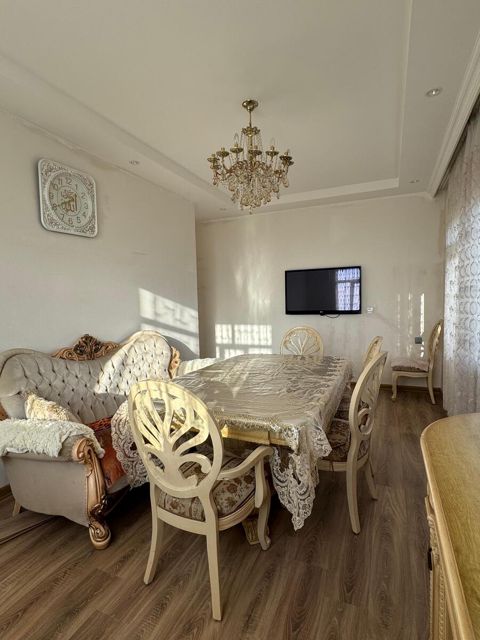 İcarəyə verilir 3 otaqlı yeni tikili 100 m² — Daire