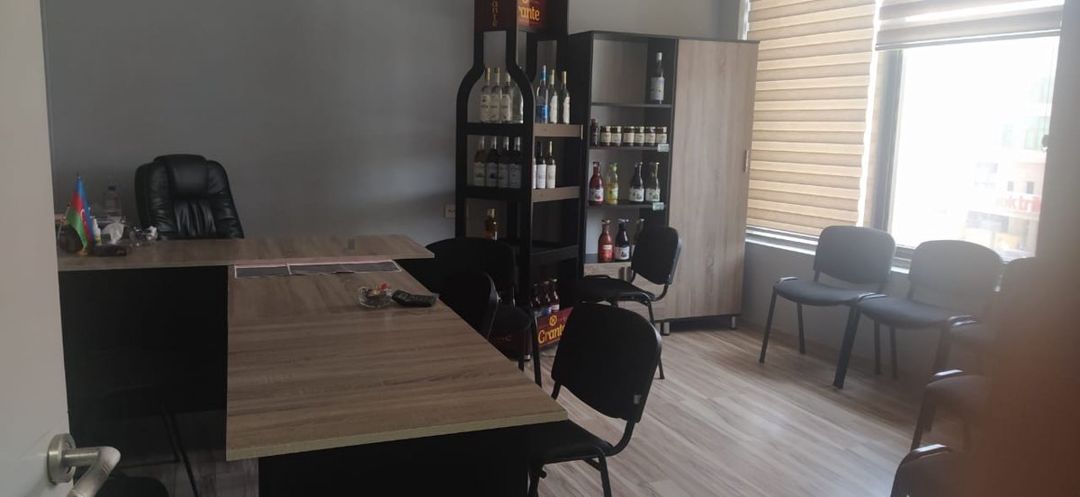 Ofis icarəyə verilir, 200 m², Bakı ş.Nərimanov r.Ə.Rəcəbli k — Ofis, Bakı (2)