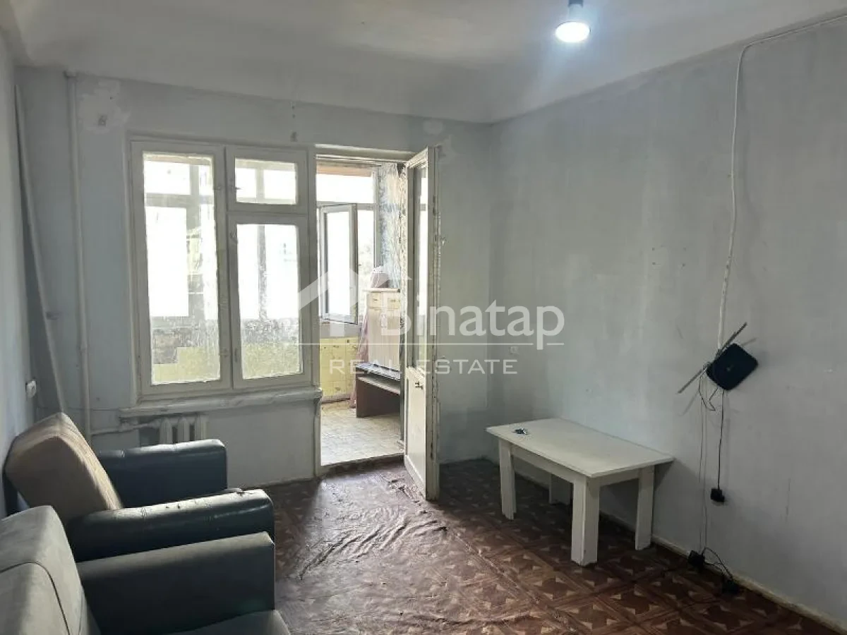 Satılır 2 otaqlı köhnə tikili 49 m², Nizami metrosu, Nəsimi rayonu — Mənzil, Bakı (2)
