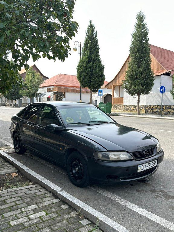 Opel Vectra, 1.6 L, 1996 il, 530 000 km 90-ZB-295 — Avtomobillər, Gəncə (2)