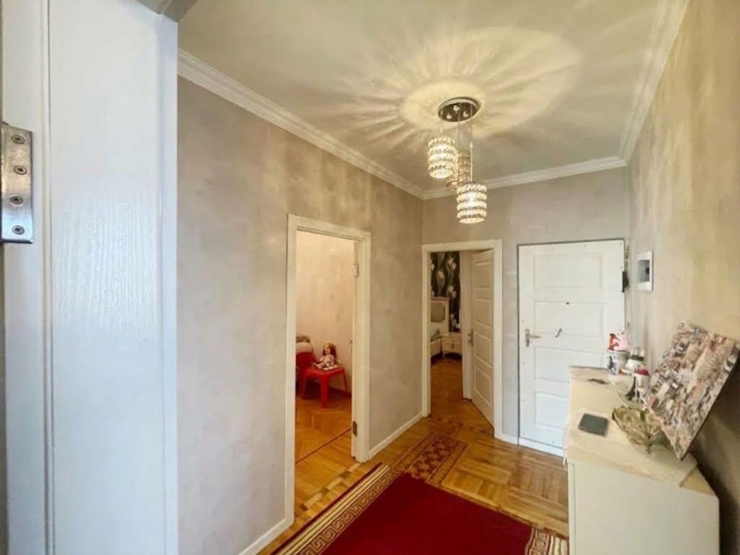 Satılır 4 otaqlı köhnə tikili 110 m² — Mənzil, Bakı (10)
