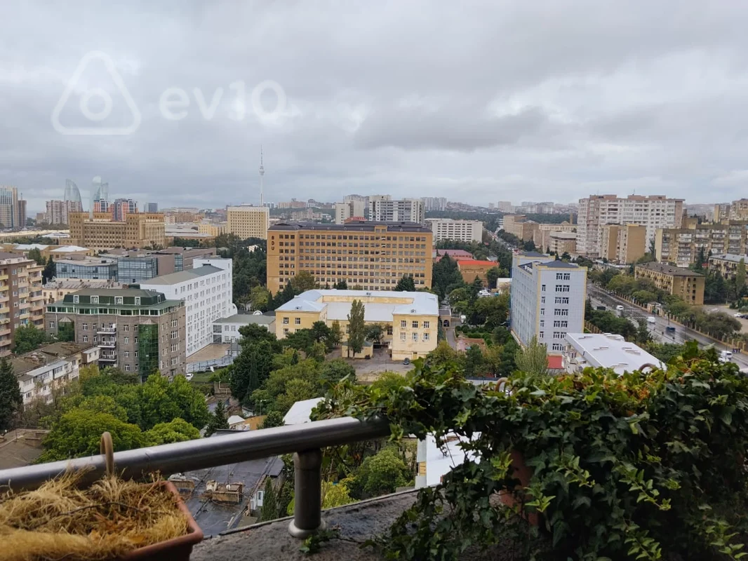 5 otaqlı mənzil, 180 m², Mətbuat pr — Mənzil, Bakı (2)
