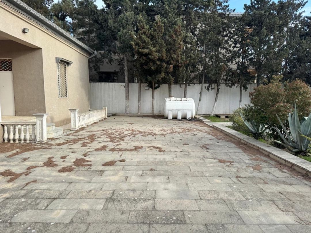 Satılır 4 otaqlı həyət evi/bağ evi 180 m² — Ev, villa, Bakı (7)