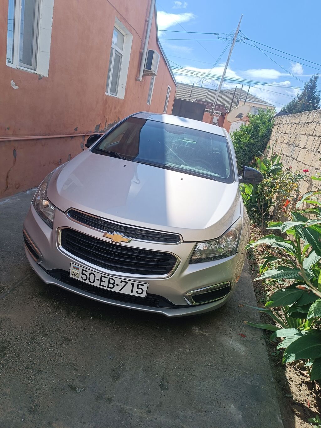 Satılır sevralet curuz 2014 vin 2015 real alıcı zəng vursun barter var 50-EB-715 — Avtomobillər, Saray (2)