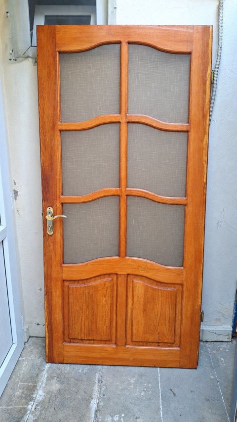 Qapı — Bakı