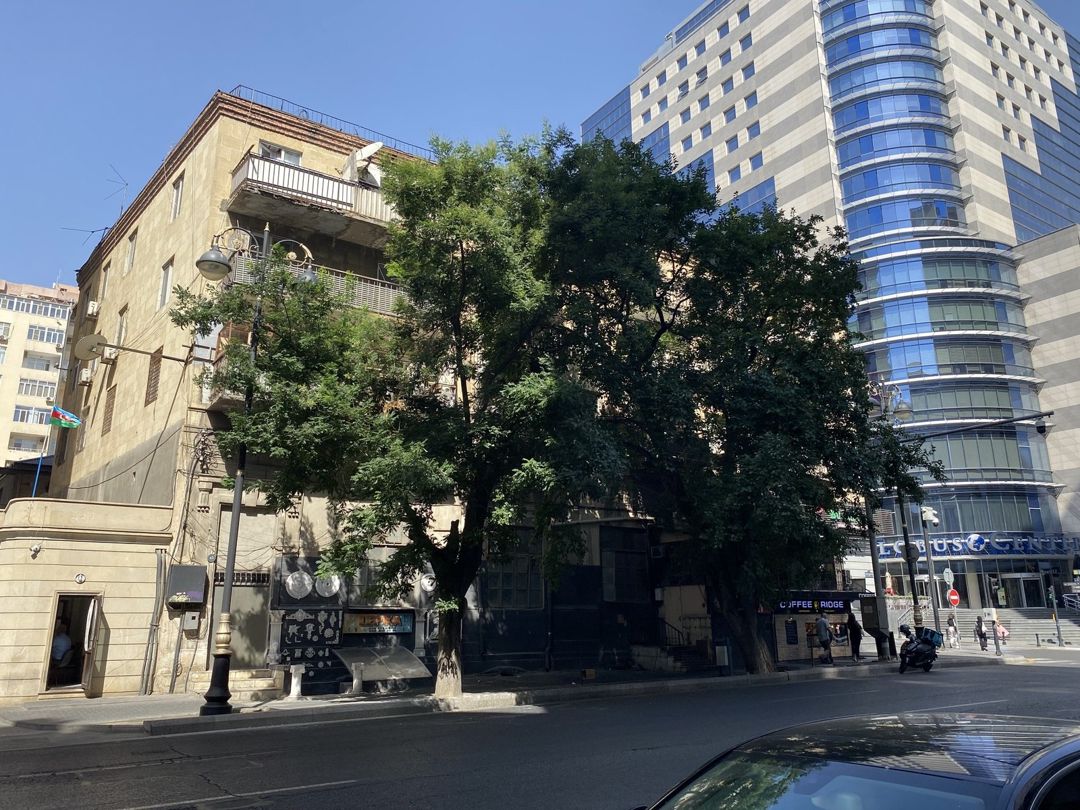 Satılır 3 otaqlı köhnə tikili 105 m² — Mənzil, Bakı (3)
