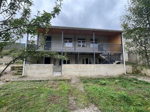 Villa, Quba r — Quba