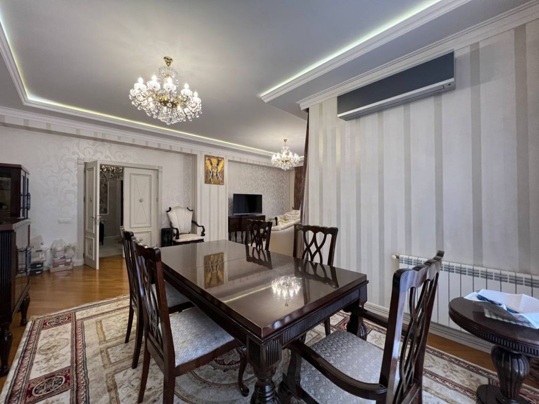 3-otaqlı yeni tikili, Nərimanov r., 200 m² — Mənzil, Bakı