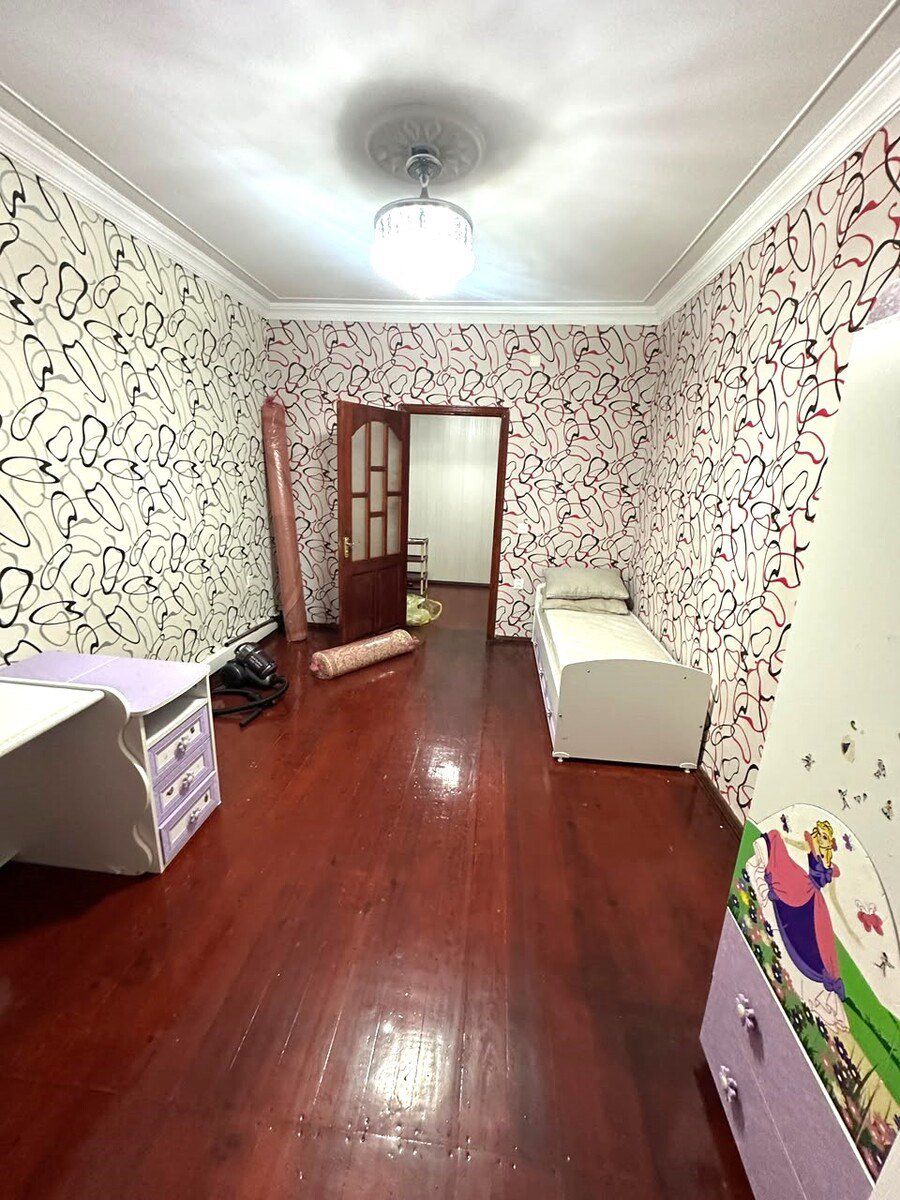 İcarəyə verilir 3 otaqlı köhnə tikili 150 m² — Mənzil, Bakı (6)