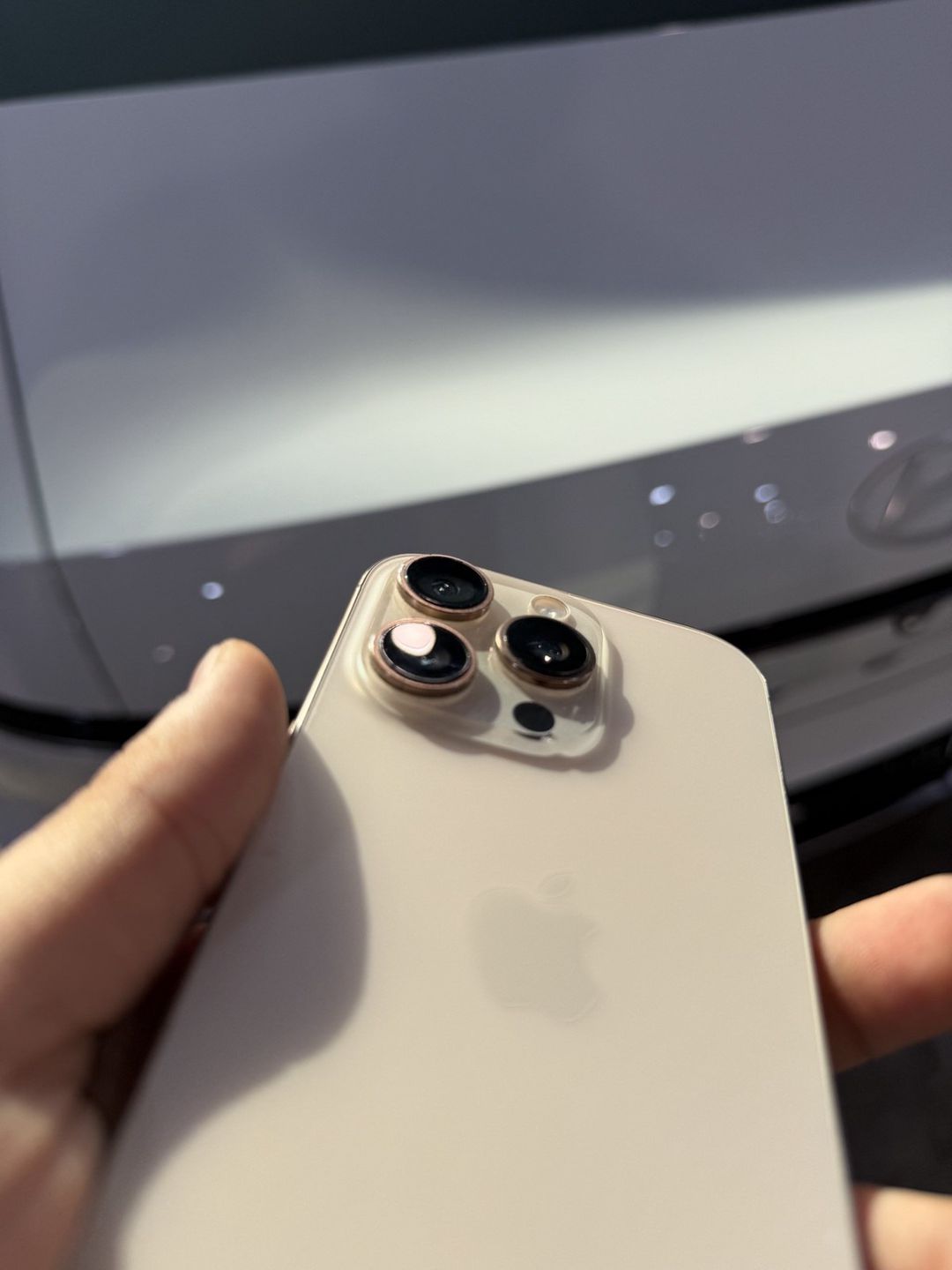 Apple iPhone 16 Pro Desert Titanium 256GB/8GB — Smartfonlar, Bakı (2)