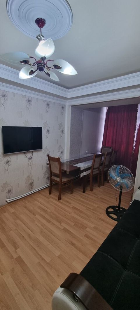 3-otaqlı mənzil, 8-ci mkr., 70 m² — Sumqayıt
