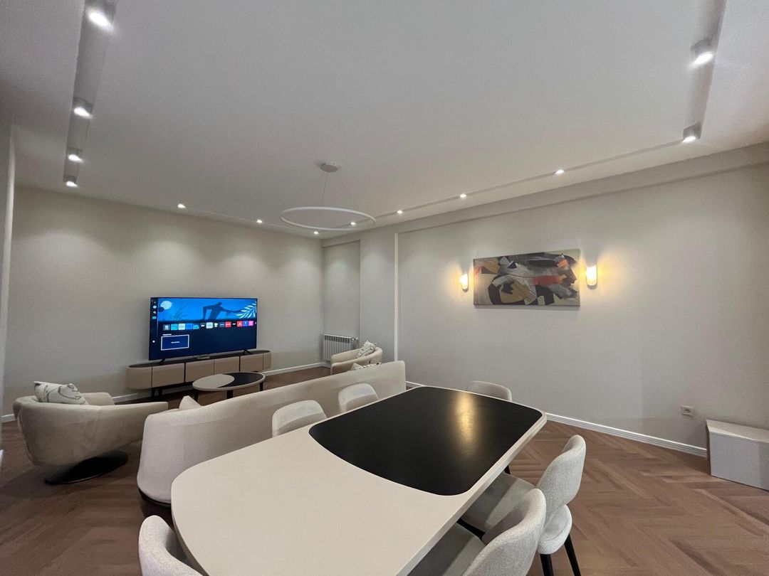 İcarəyə verilir 4 otaqlı yeni tikili 180 m² — Mənzil, Bakı (6)