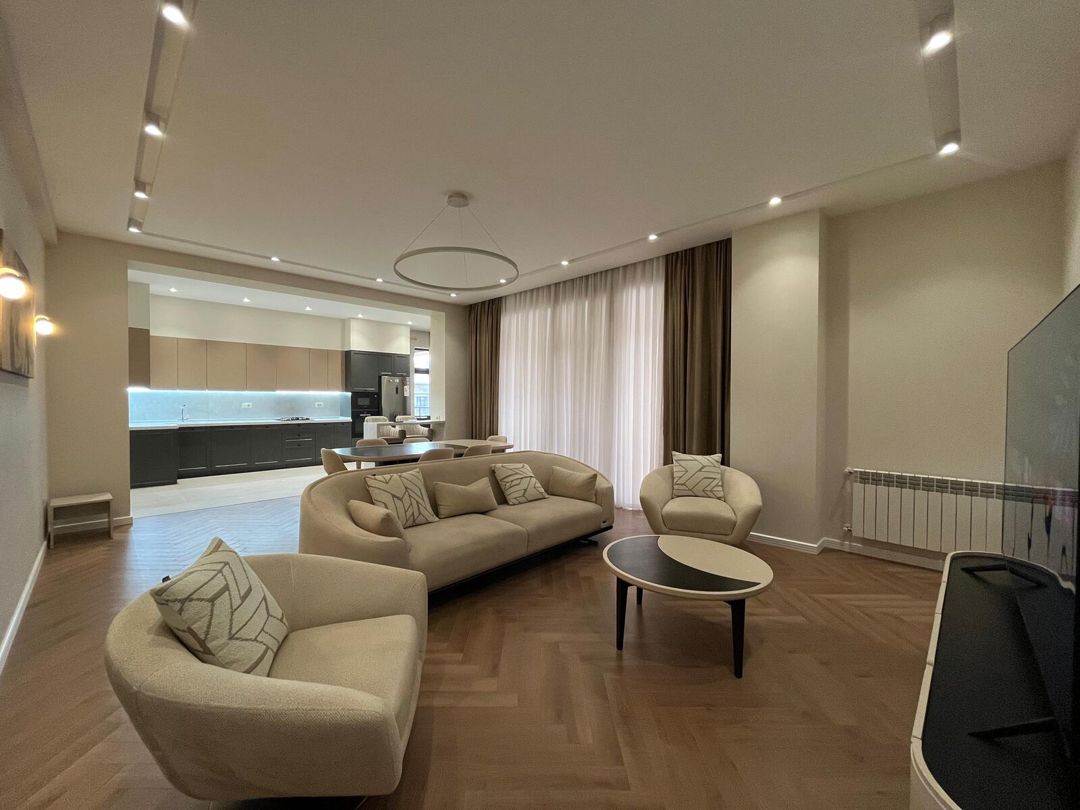 İcarəyə verilir 4 otaqlı yeni tikili 180 m² — Mənzil, Bakı (2)