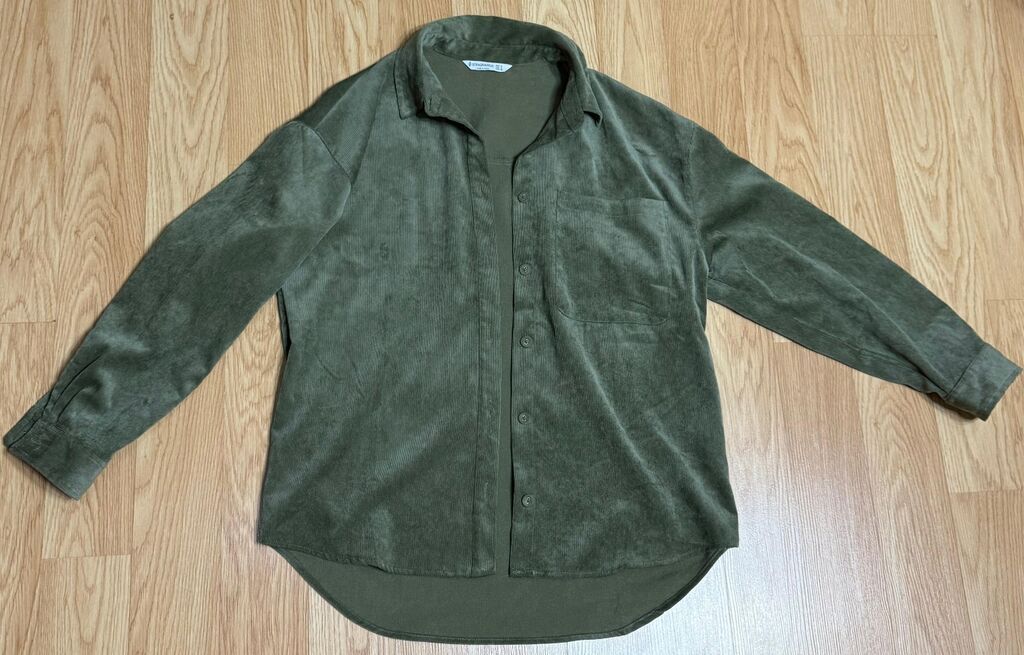 Xaki-yaşıl rəngdə qadın köynəyi – Stradivarius - Material: yumşaq — Köynək, Bakı (3)