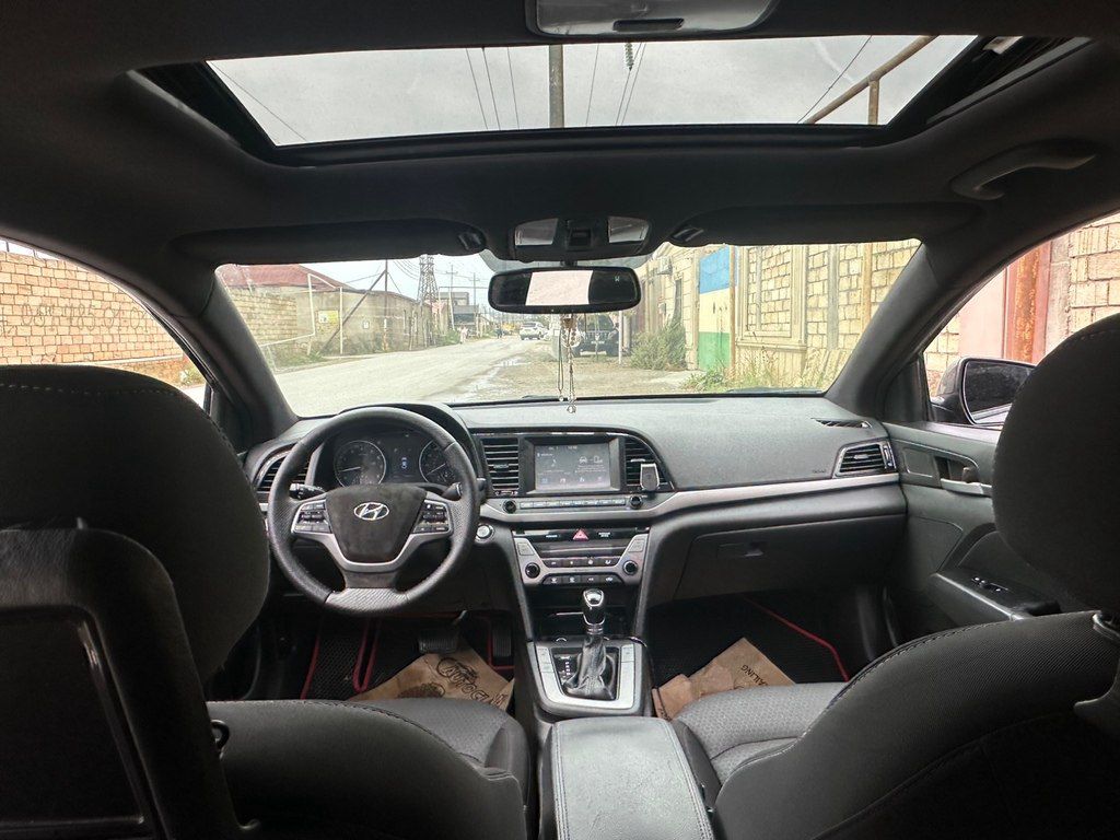 Hyundai Elantra, 2.0 L, 2017 il, 200 000 km — Avtomobillər, Bakı (3)