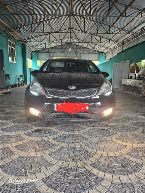 Kia Rio, 1.4 L, 2013 il, 192 000 km — 14 500 ₼ · Saatlı · Avtomobillər Kia Rio, 1.4 L, 2013 il, 192 000 km — Saatlı