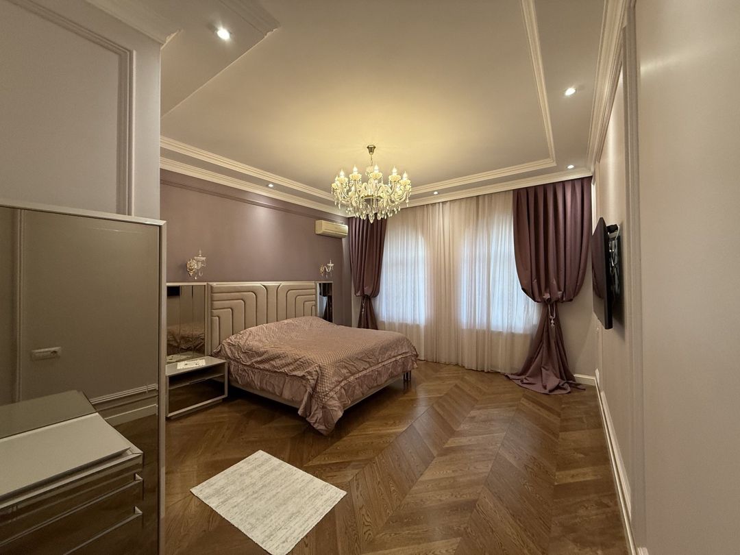 Satılır 5 otaqlı həyət evi/bağ evi 500 m² — Ev, villa, Bakı (12)