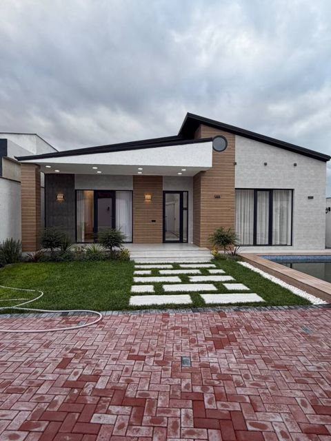 Satılır 3 otaqlı həyət evi/bağ evi 150 m² — 245 000 ₼ · Bakı · Ev, villa Satılır 3 otaqlı həyət evi/bağ evi 150 m² — Bakı