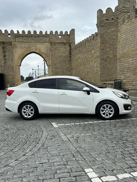 Kia Rio, 1.4 L, 2017 il, 94 300 km 88-DY-524 — Avtomobillər, Bakı (4)